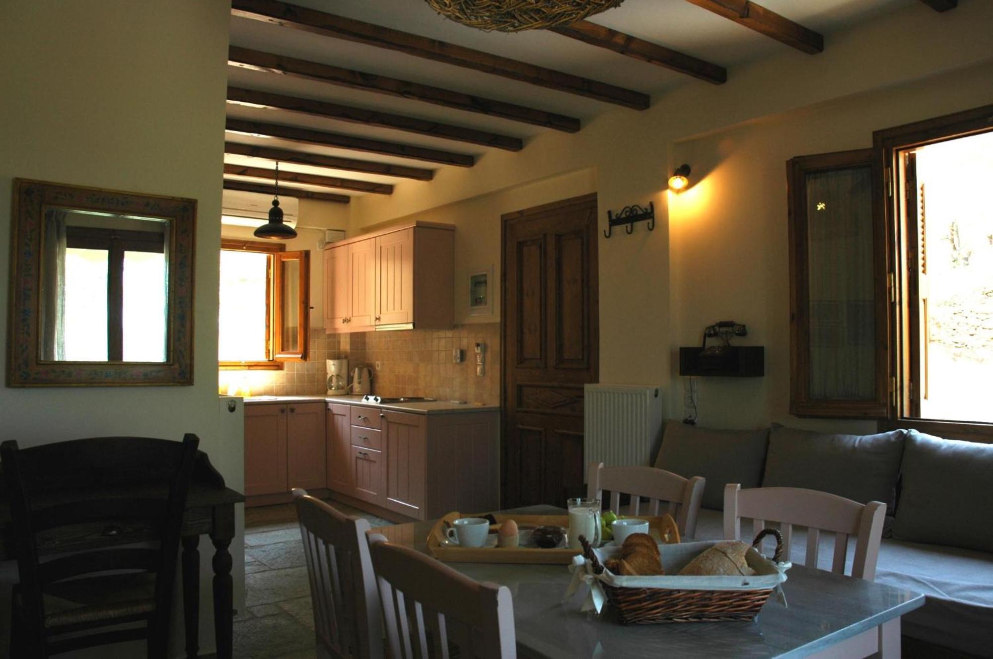 Hotel Gera'S Olive Grove - Elaionas Lesvou Marmaro  Esterno foto