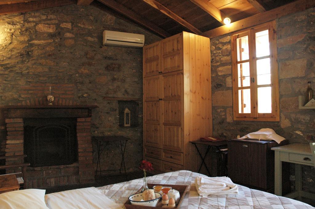 Hotel Gera'S Olive Grove - Elaionas Lesvou Marmaro  Esterno foto